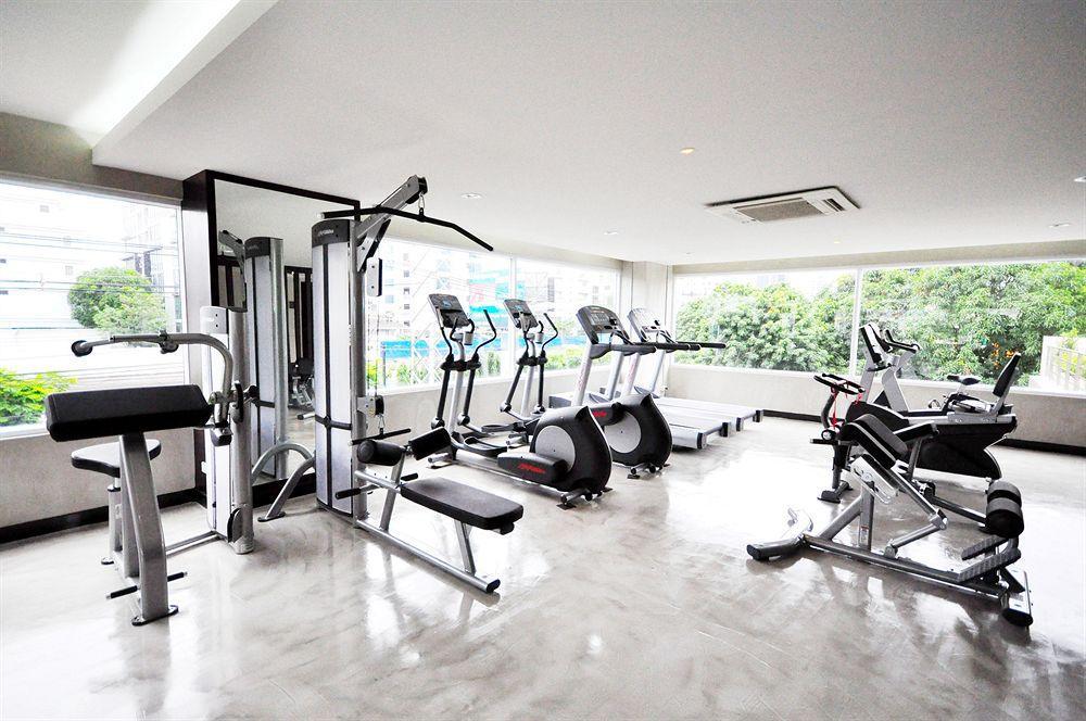 Parinda Hotel Bangkok Extérieur photo