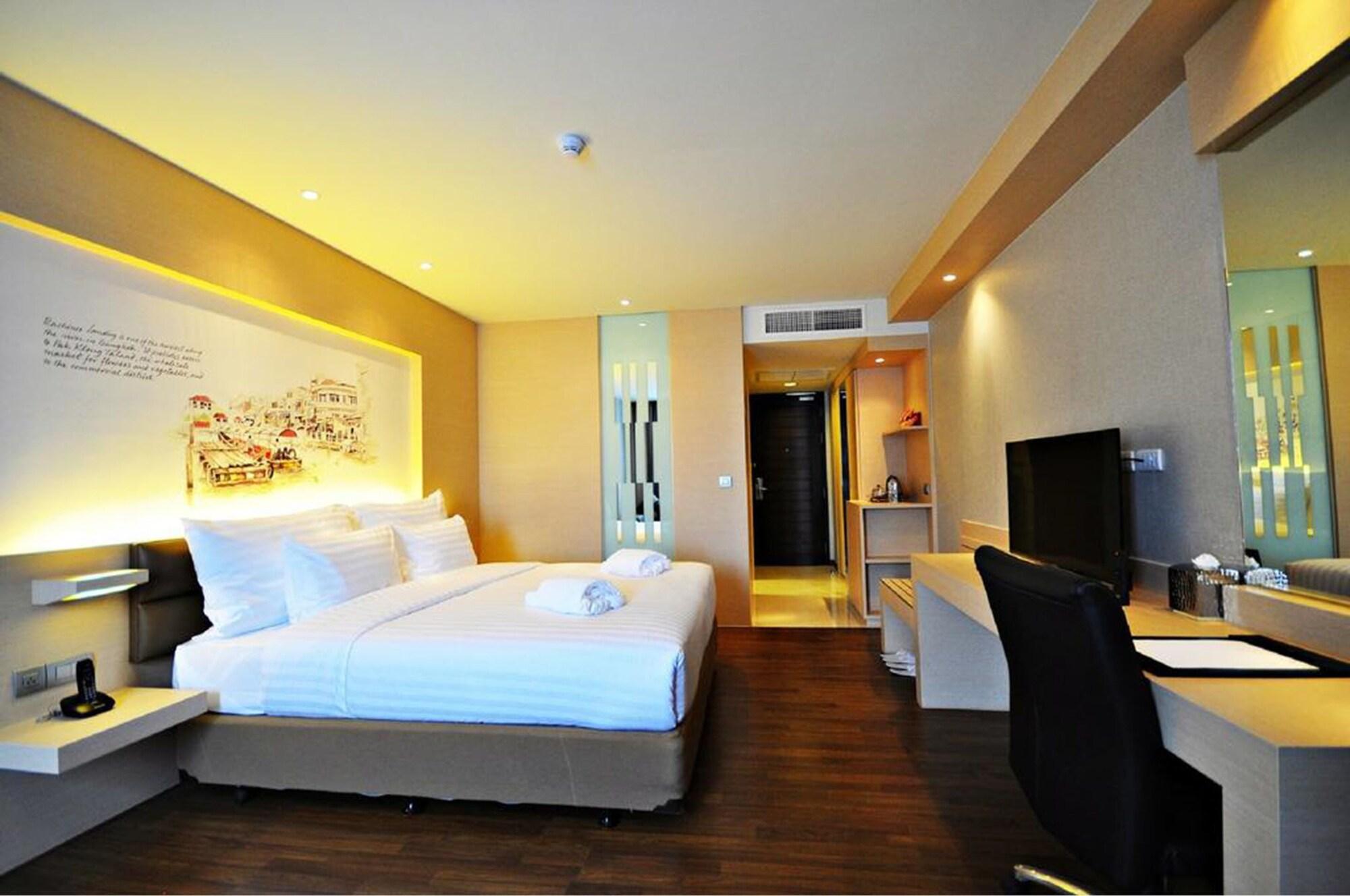 Parinda Hotel Bangkok Extérieur photo