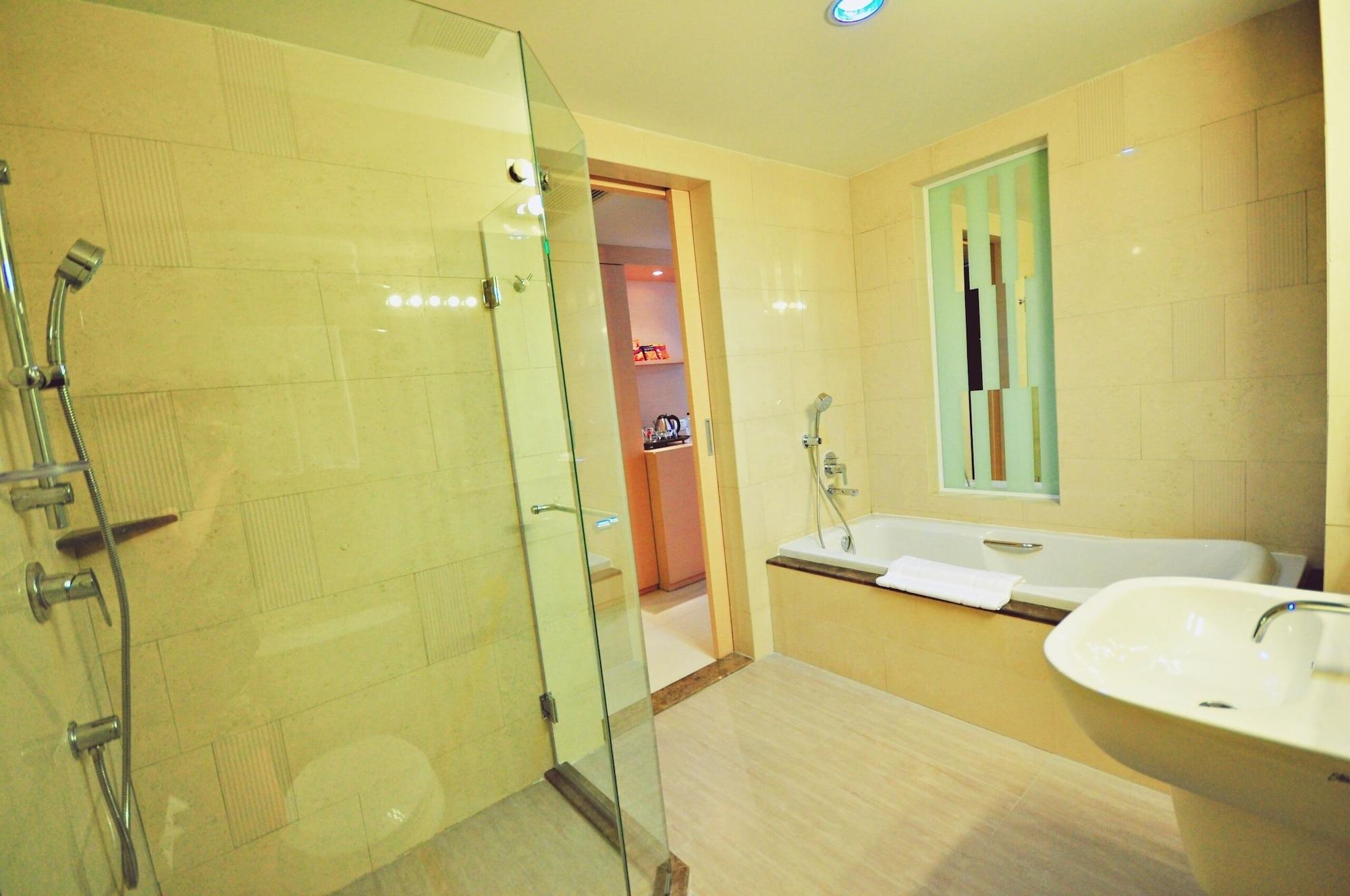 Parinda Hotel Bangkok Extérieur photo