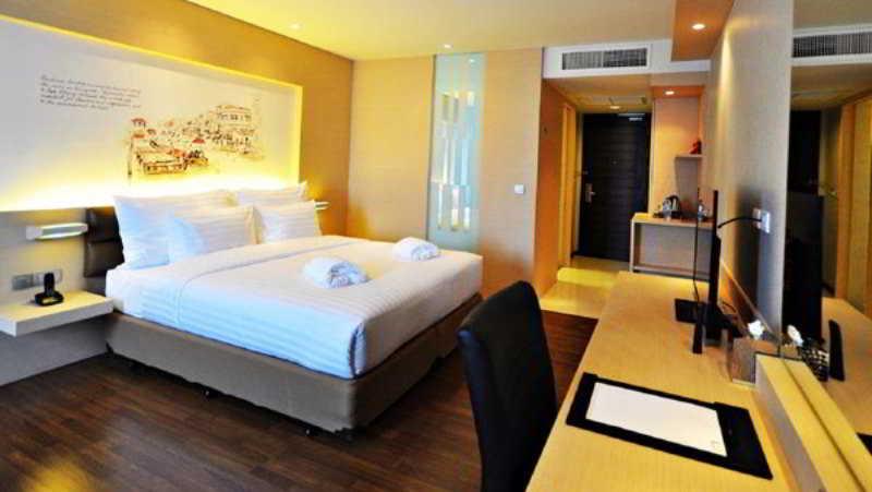 Parinda Hotel Bangkok Extérieur photo