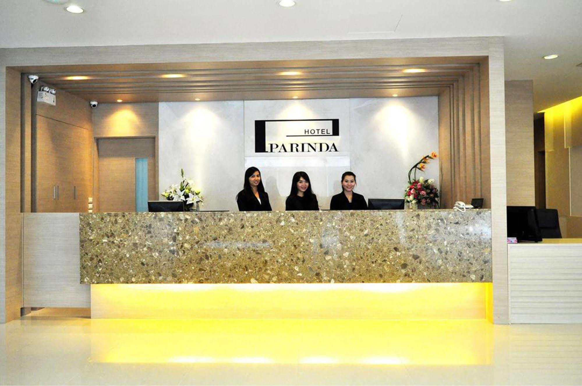 Parinda Hotel Bangkok Extérieur photo