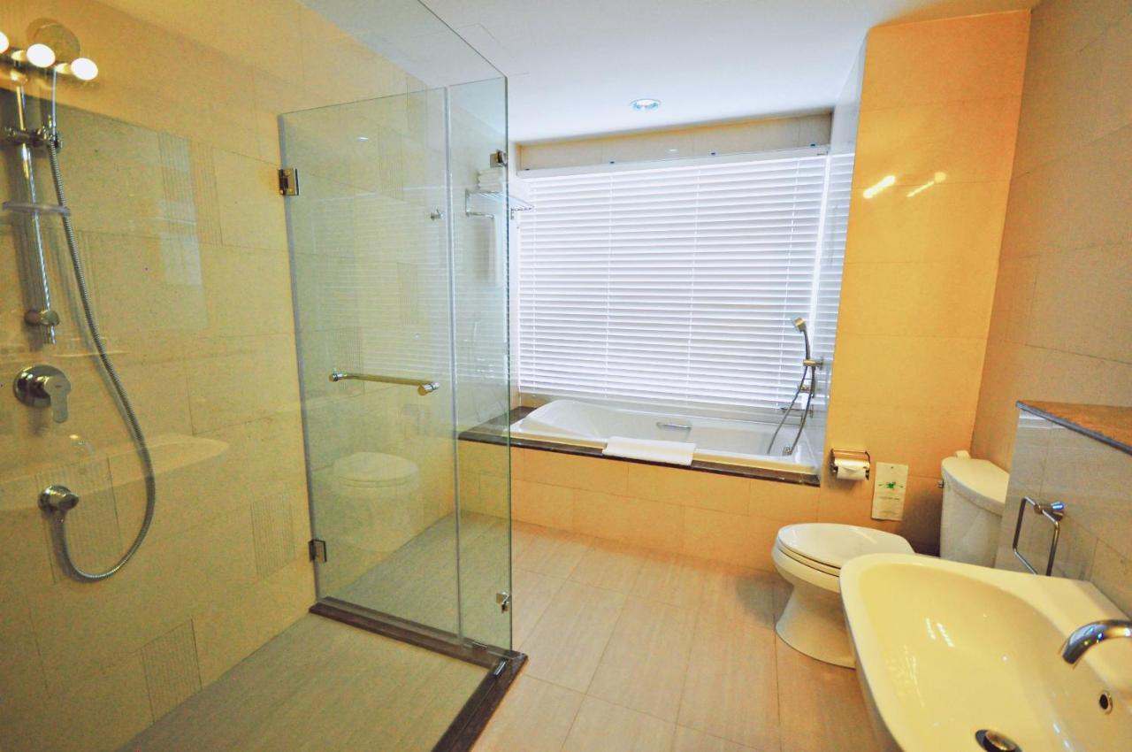 Parinda Hotel Bangkok Extérieur photo