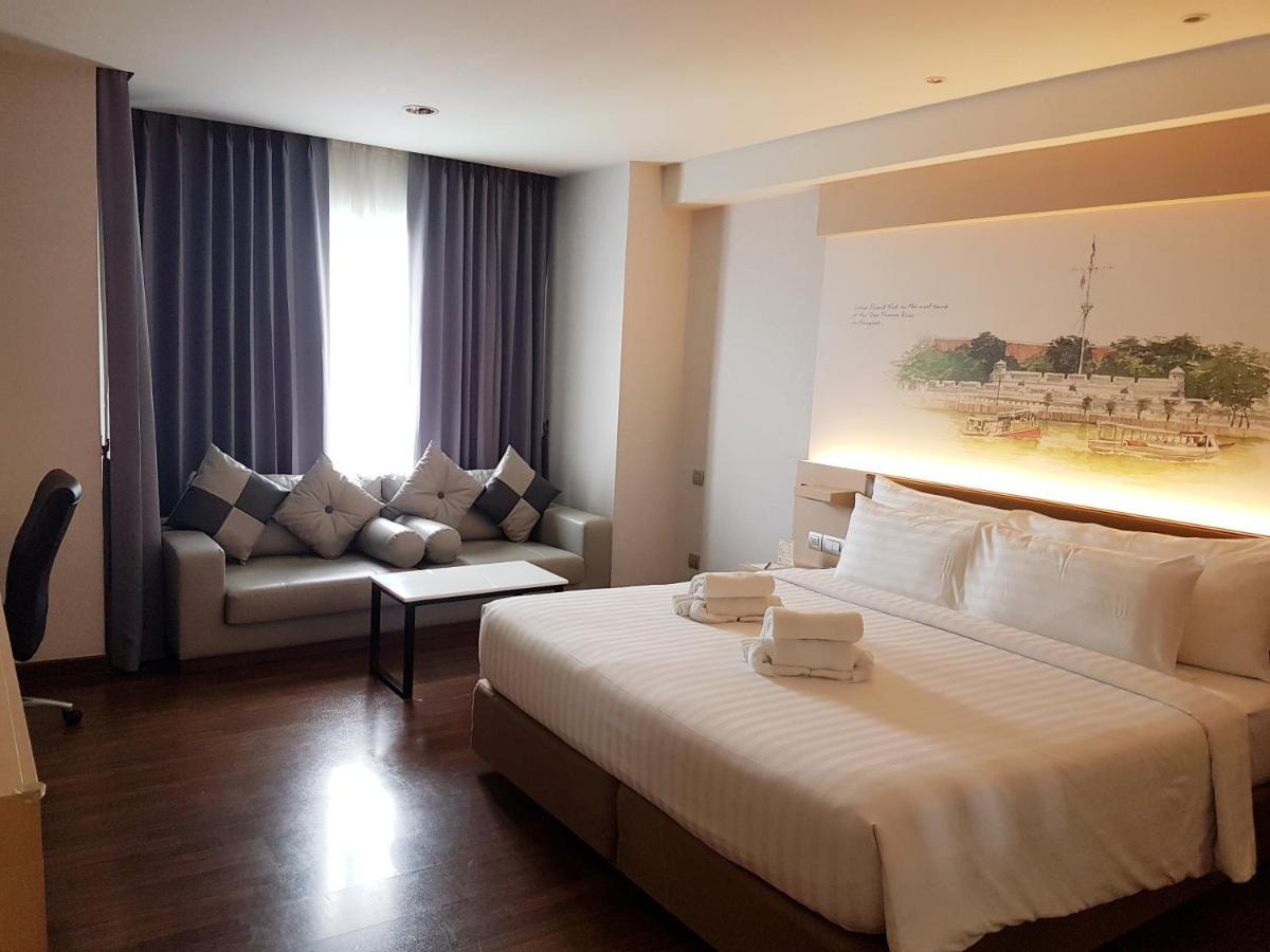 Parinda Hotel Bangkok Extérieur photo